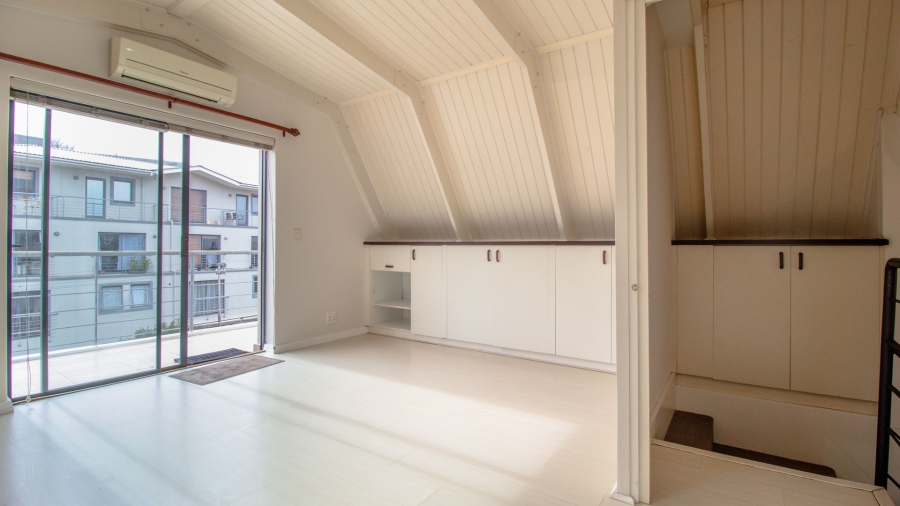 2 Bedroom Property for Sale in Wynberg Upper Western Cape